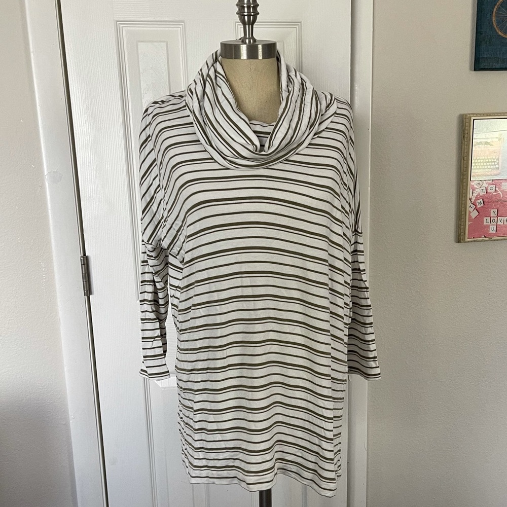 Lou & Grey Pullover